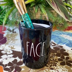 Rae Dunn Black make up Holder